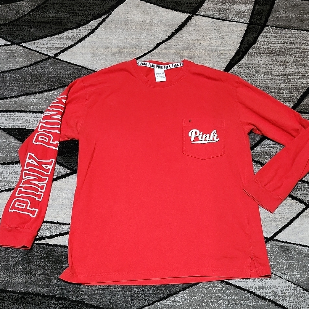 VS PINK 2015 RED LOGO POCKET CAMPUS CREWNECK LONG-SLEEVE TEE-SHIRT